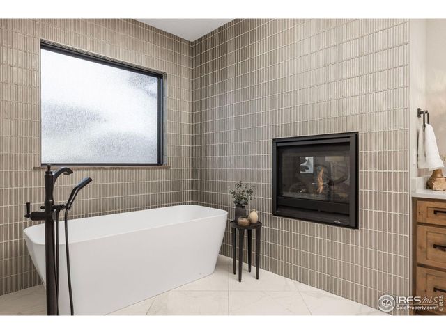 2734 Southwind Rd, Berthoud, CO 80513