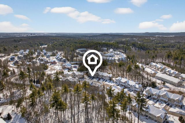 63 Woodview Way, Manchester, NH 03102