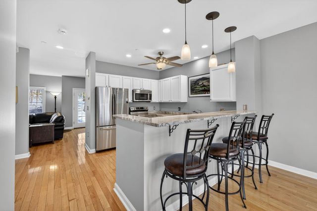 63 Woodview Way, Manchester, NH 03102