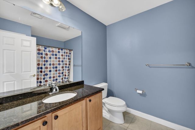 63 Woodview Way, Manchester, NH 03102