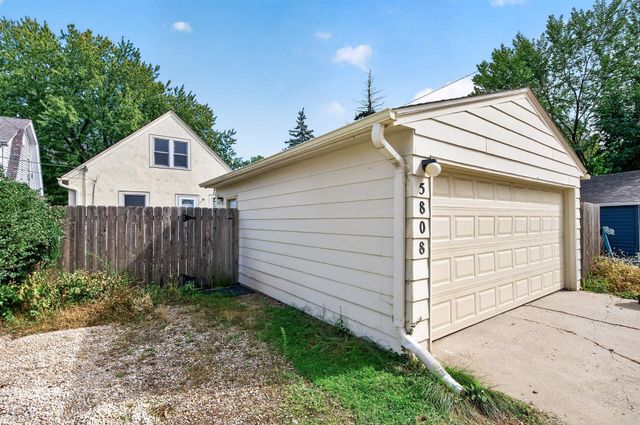5808 Pillsbury Avenue S, Minneapolis, MN 55419