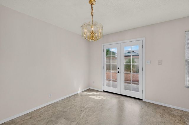 6808 Honeylocust Avenue NW, Albuquerque, NM 87121