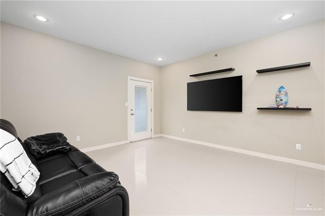 1201 E Camellia Avenue 3, Mcallen, TX 78501