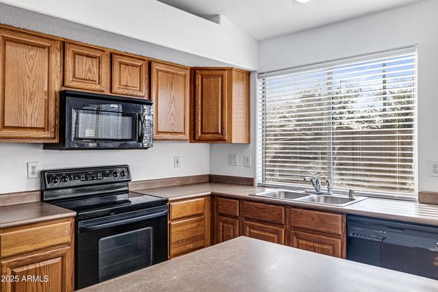 9302 E PLANA Avenue, Mesa, AZ 85212