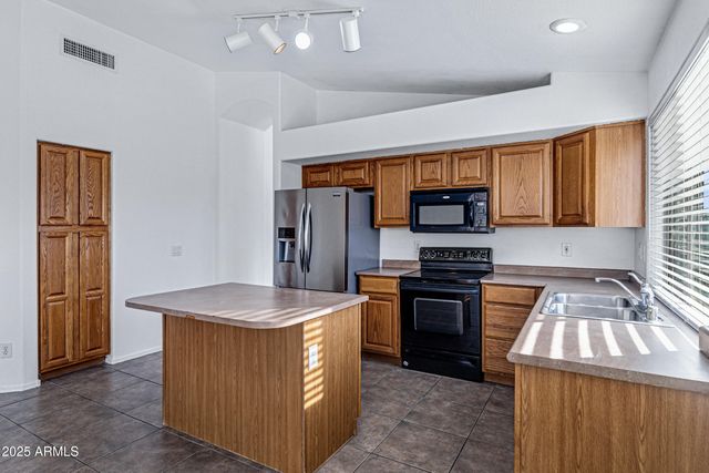 9302 E PLANA Avenue, Mesa, AZ 85212