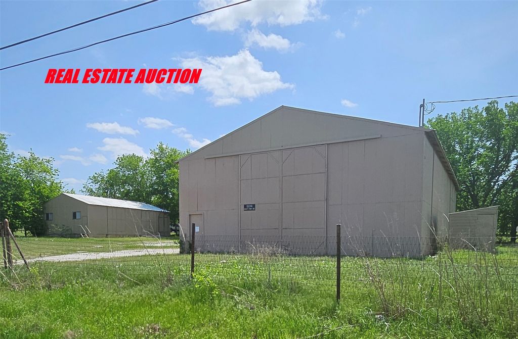 5014 E US Hwy 82, Gainesville, TX 76240