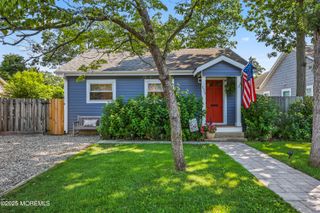 123 Cedarhurst Road, Brick, NJ 08723