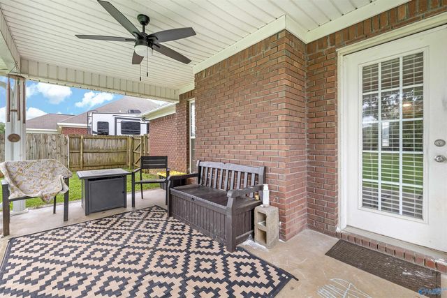 111 Gin Creek Crossing, Decatur, AL 35603