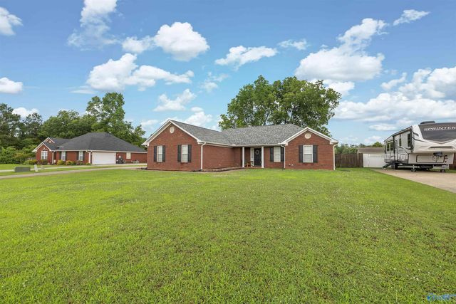 111 Gin Creek Crossing, Decatur, AL 35603