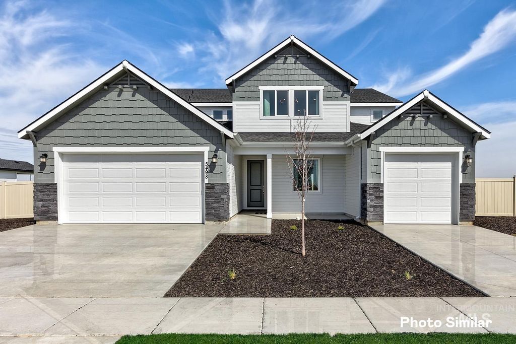 8663 E Dove Field Dr, Nampa, ID 83687