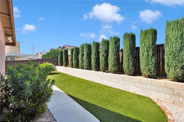 12384 Highgate, Victorville, CA 92395