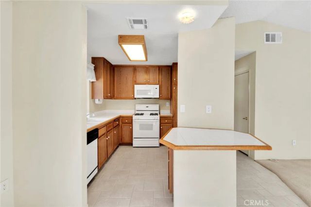 12384 Highgate, Victorville, CA 92395