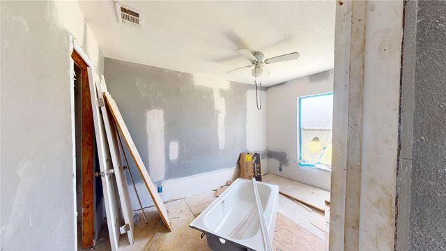 5311 Miller Avenue, Fort Worth, TX 76119