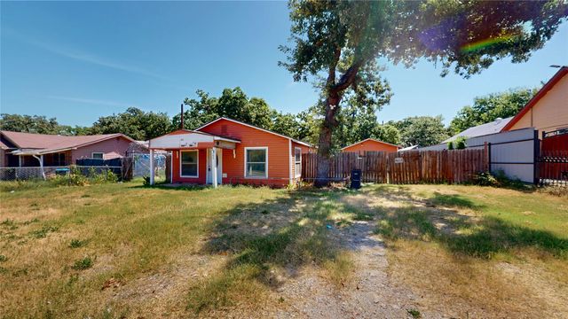 5311 Miller Avenue, Fort Worth, TX 76119