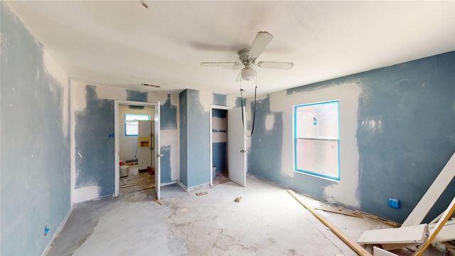 5311 Miller Avenue, Fort Worth, TX 76119