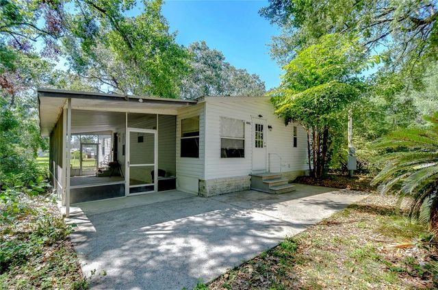 4041 LANE ROAD, Zephyrhills, FL 33541
