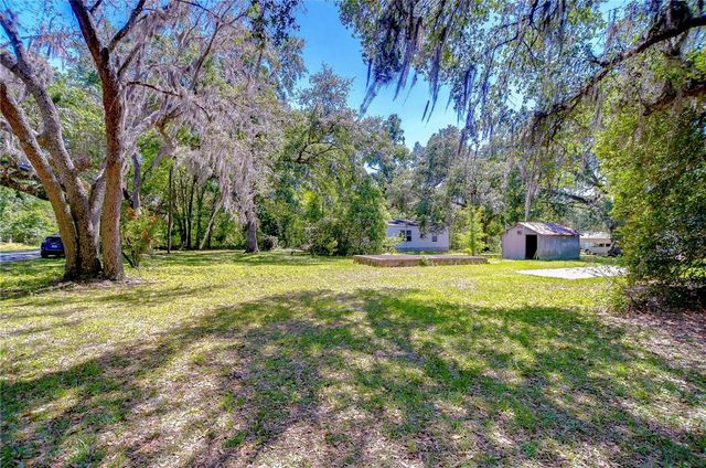 4041 LANE ROAD, Zephyrhills, FL 33541