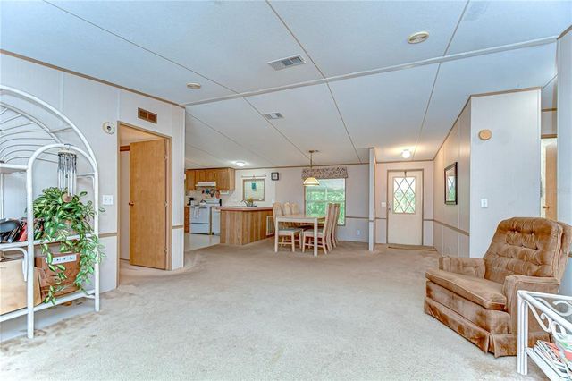 4041 LANE ROAD, Zephyrhills, FL 33541