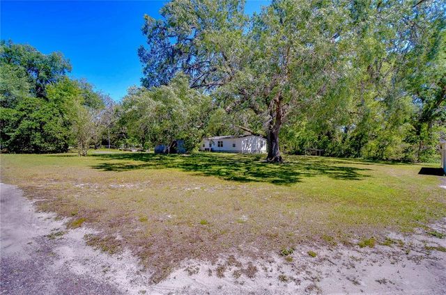 4041 LANE ROAD, Zephyrhills, FL 33541