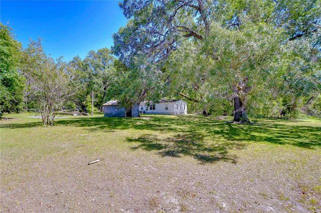 4041 LANE ROAD, Zephyrhills, FL 33541