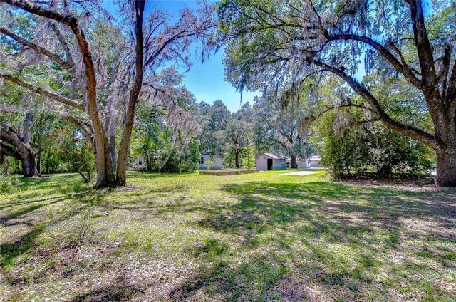 4041 LANE ROAD, Zephyrhills, FL 33541