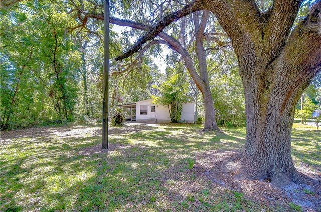 4041 LANE ROAD, Zephyrhills, FL 33541