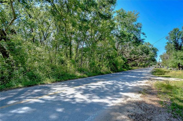 4041 LANE ROAD, Zephyrhills, FL 33541