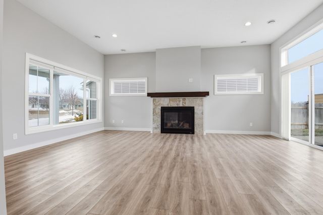 1721 Olena Avenue SE, Willmar, MN 56201