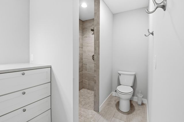 1721 Olena Avenue SE, Willmar, MN 56201