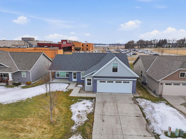 1721 Olena Avenue SE, Willmar, MN 56201