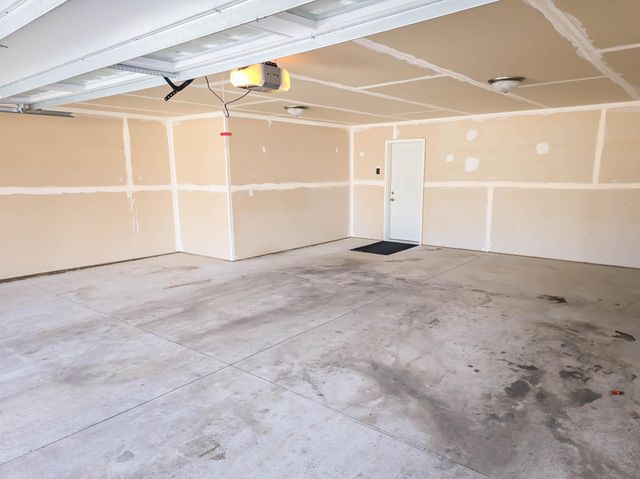 1721 Olena Avenue SE, Willmar, MN 56201