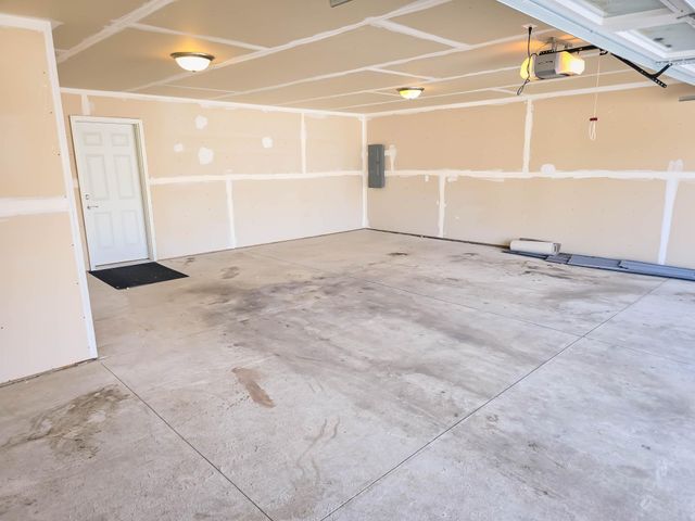 1721 Olena Avenue SE, Willmar, MN 56201