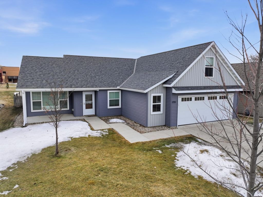 1721 Olena Avenue SE, Willmar, MN 56201
