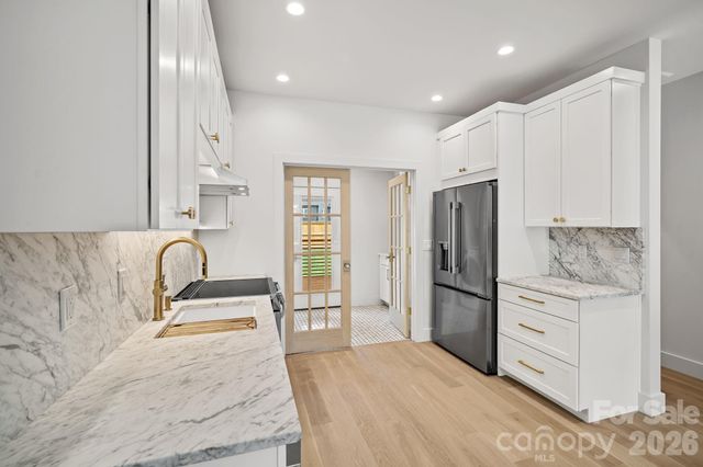 11 Gudger Road, Asheville, NC 28806