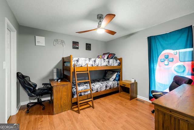 148 Springfield Drive, Newnan, GA 30265