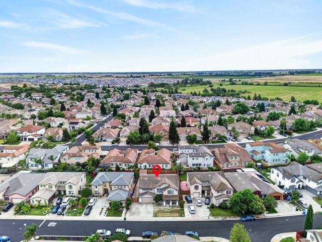 6824 Castro Verde Way, Elk Grove, CA 95757
