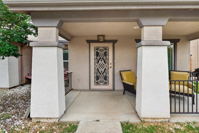 6824 Castro Verde Way, Elk Grove, CA 95757