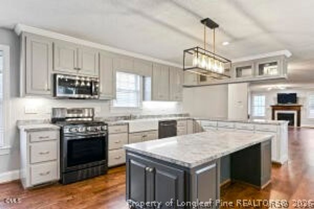 906 Walnut Drive, Erwin, NC 28339 — photo 3