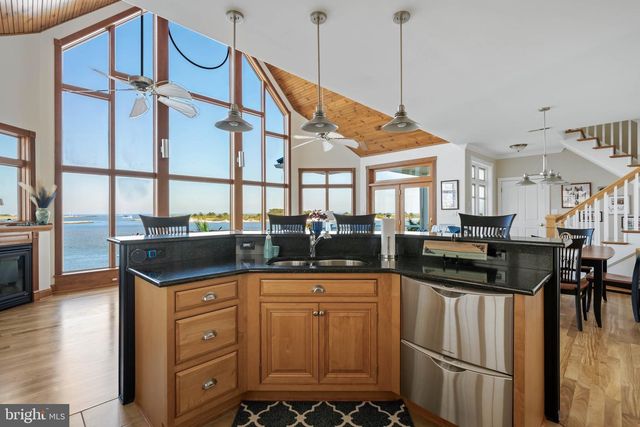 12959 HARBOR RD, Ocean City, MD 21842