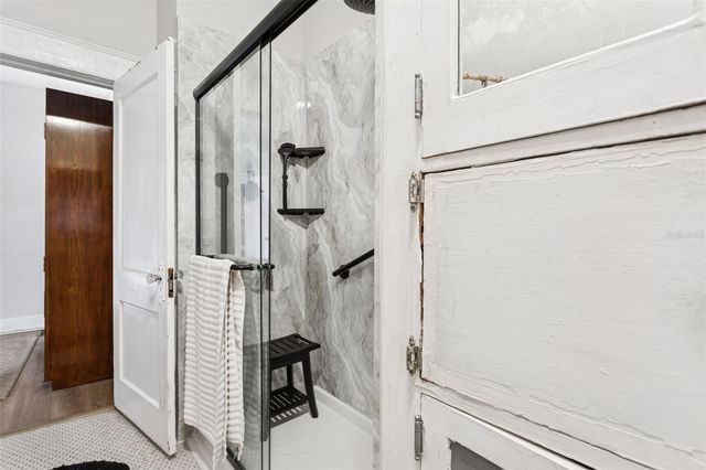 1018 E COLUMBUS DRIVE, Tampa, FL 33605