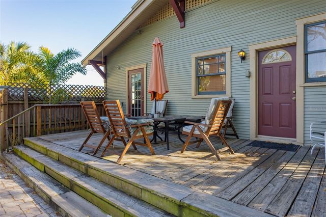 1018 E COLUMBUS DRIVE, Tampa, FL 33605