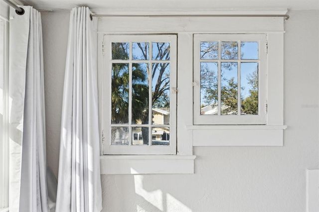 1018 E COLUMBUS DRIVE, Tampa, FL 33605