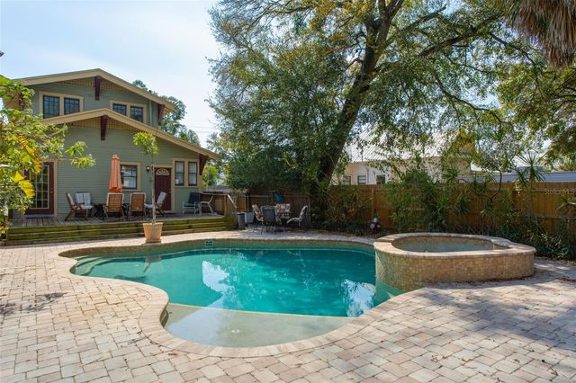 1018 E COLUMBUS DRIVE, Tampa, FL 33605