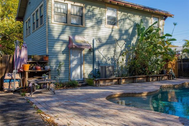 1018 E COLUMBUS DRIVE, Tampa, FL 33605