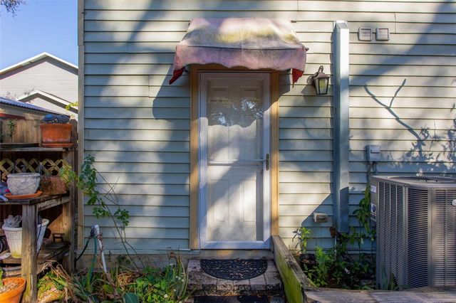 1018 E COLUMBUS DRIVE, Tampa, FL 33605