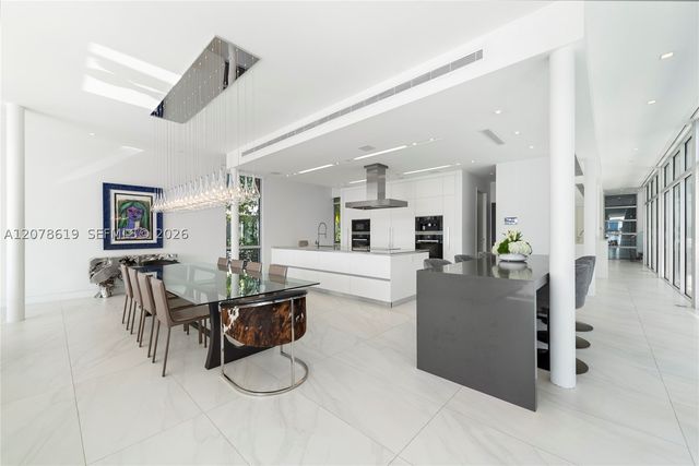 440 S Hibiscus Dr, Miami Beach, FL 33139