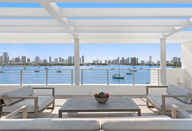 440 S Hibiscus Dr, Miami Beach, FL 33139