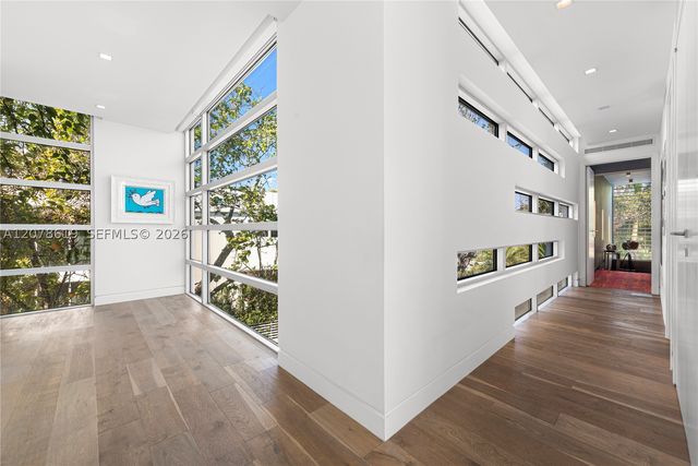 440 S Hibiscus Dr, Miami Beach, FL 33139