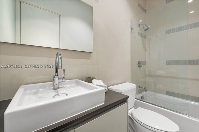 440 S Hibiscus Dr, Miami Beach, FL 33139