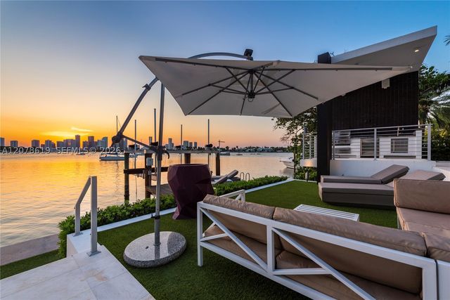 440 S Hibiscus Dr, Miami Beach, FL 33139